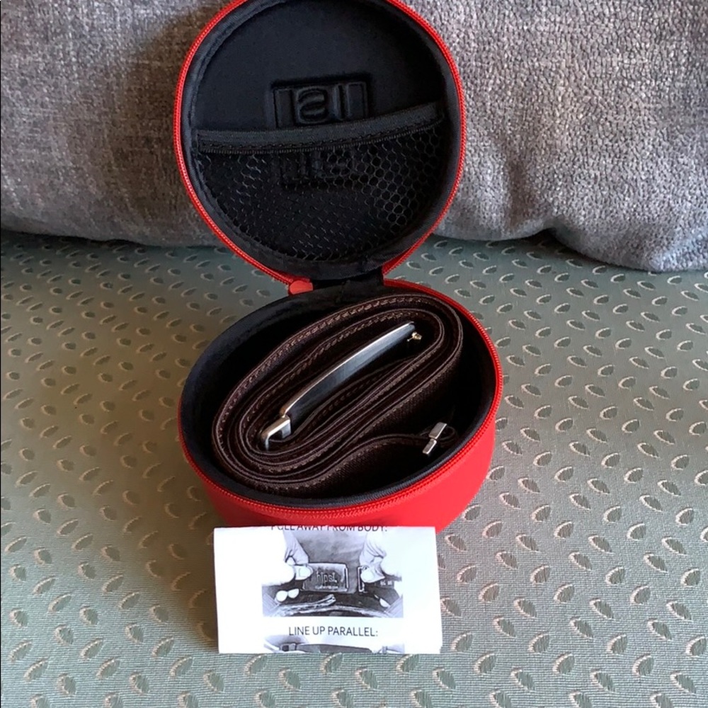 NWOT Hipsi Belt.
